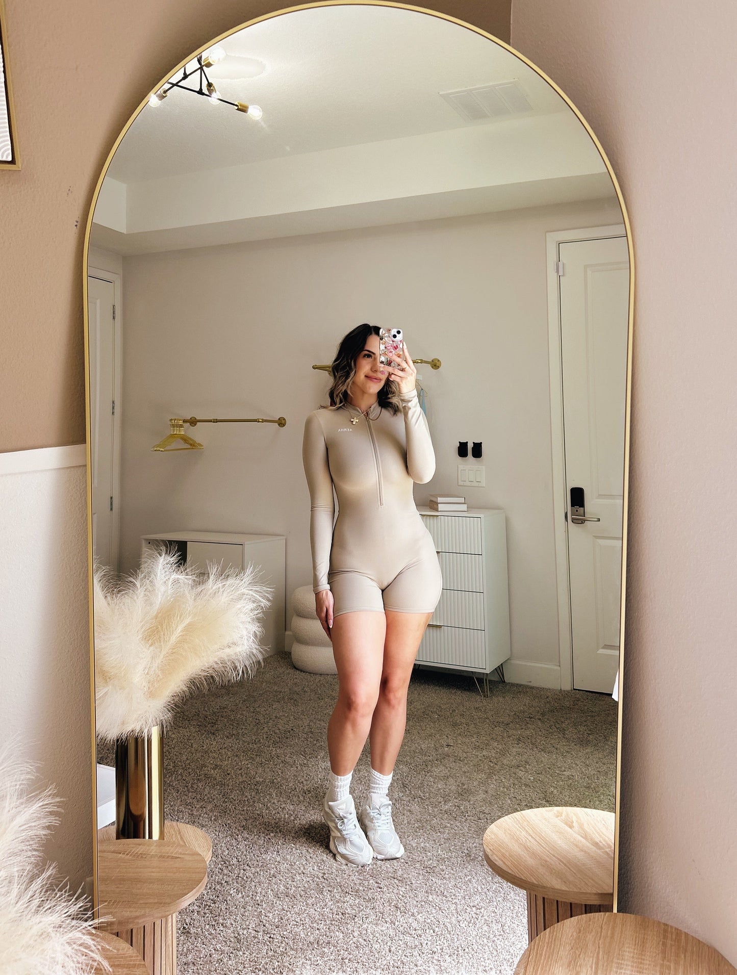 AURA ROMPER
