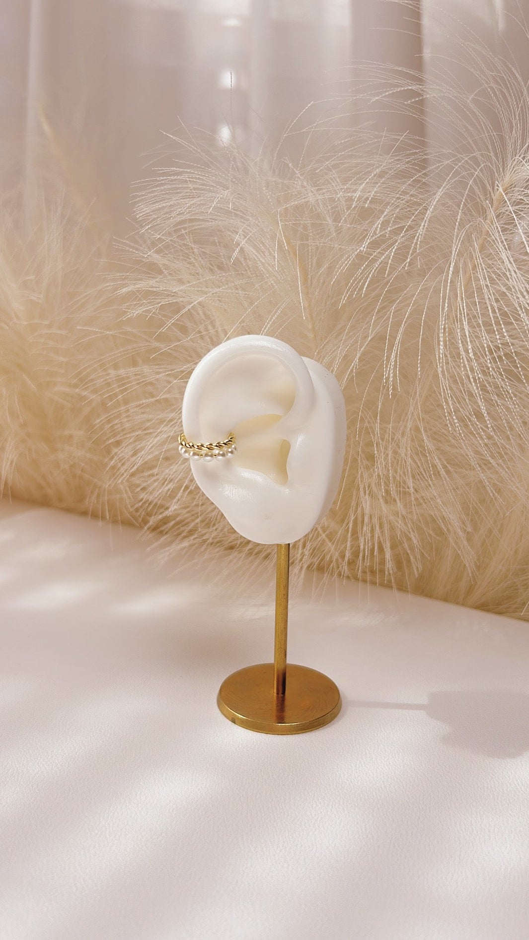 AURORA EAR CUFF
