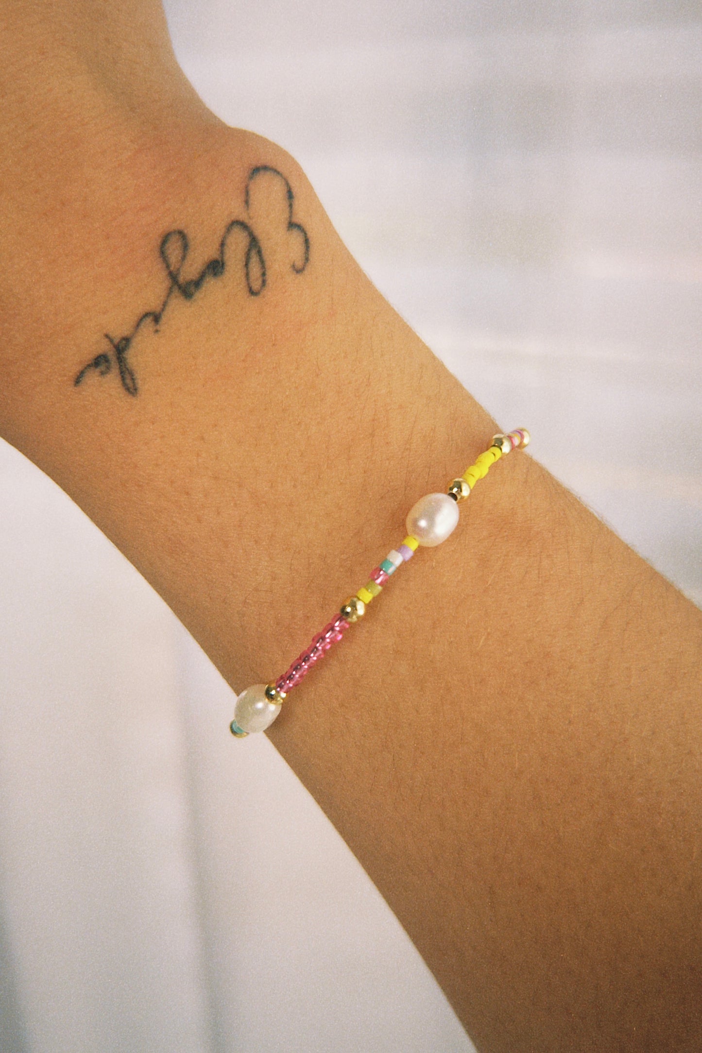 PEARLY PINK BRACELET