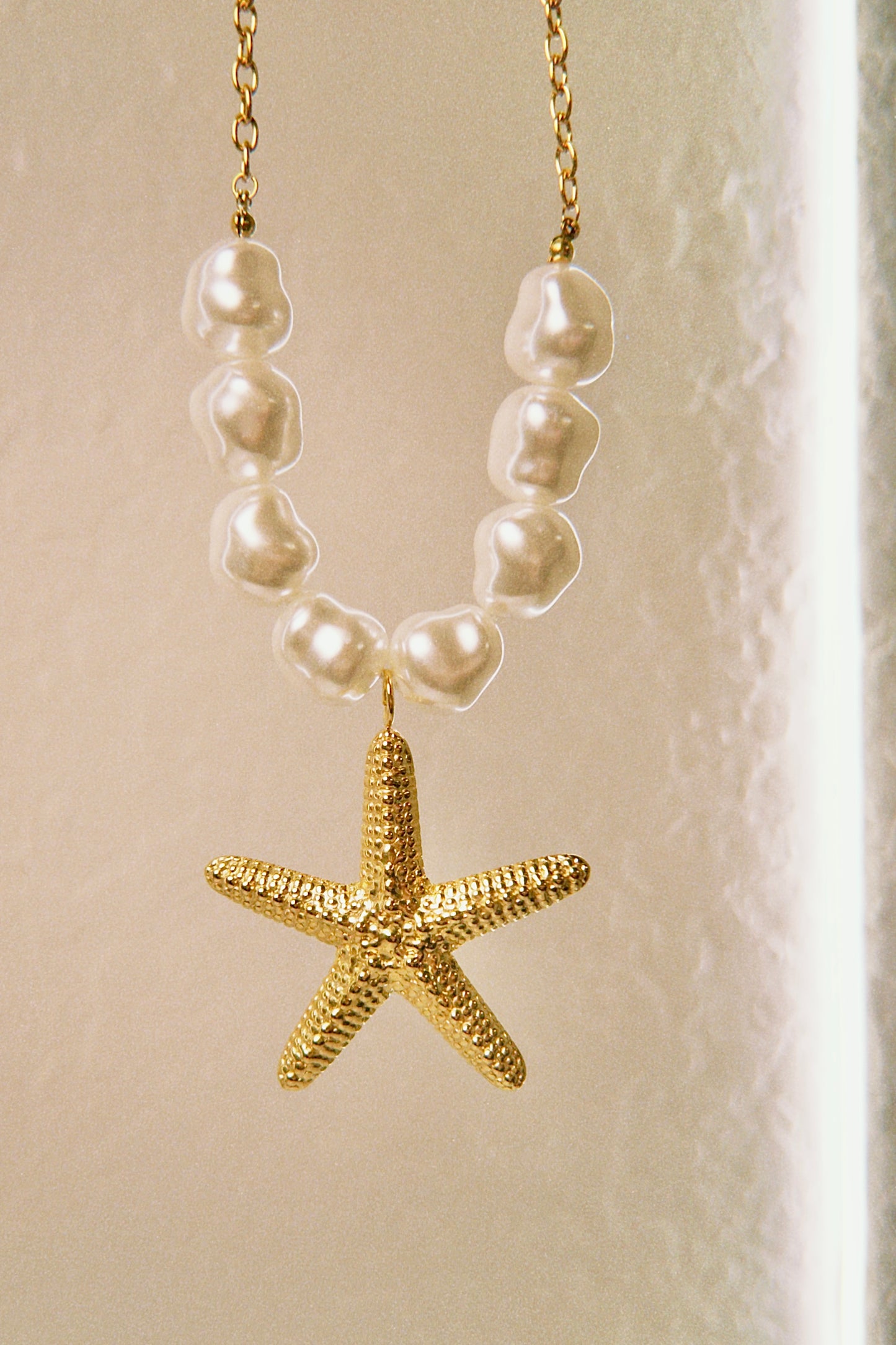 ELSIE NECKLACE