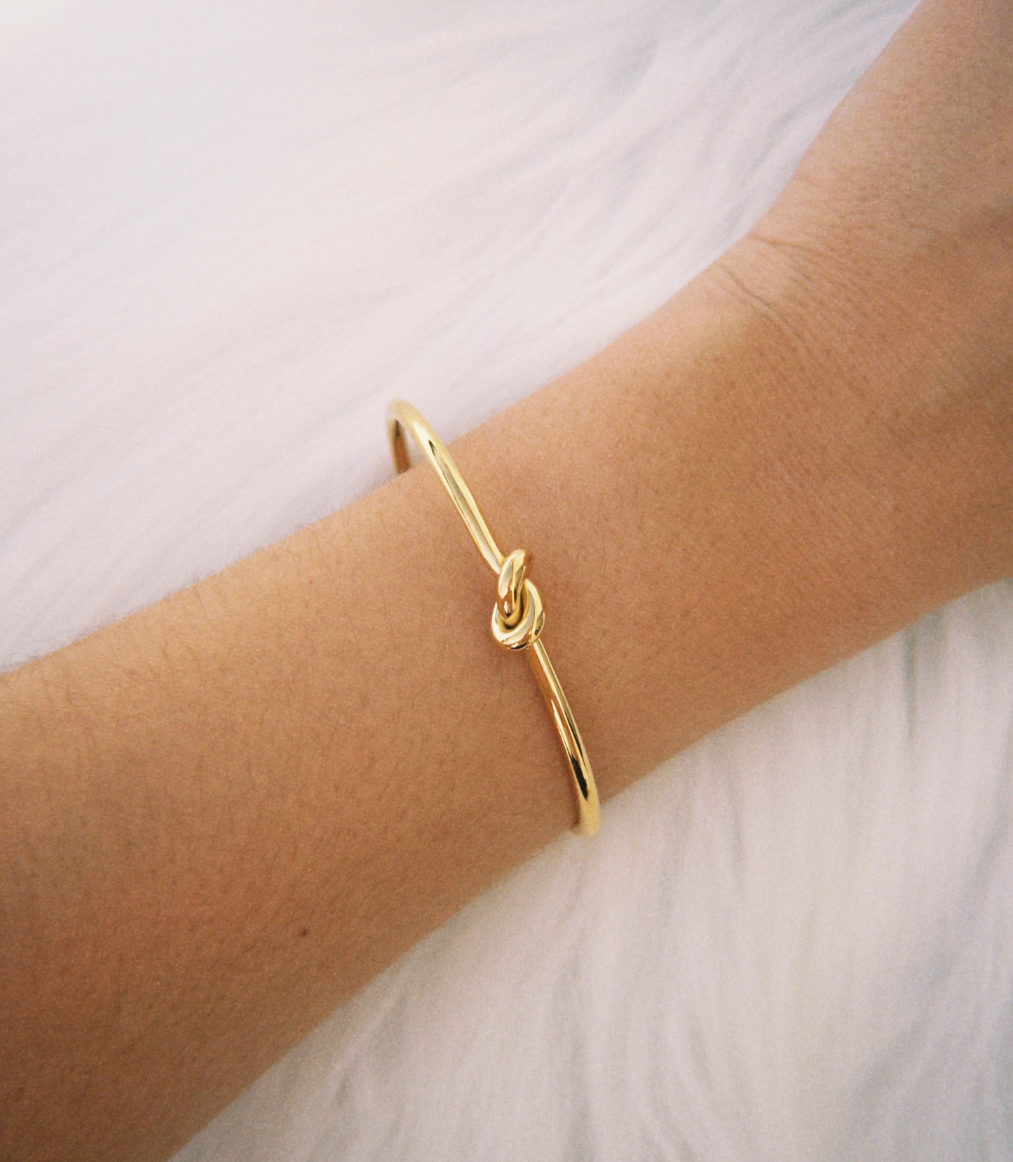 KNOT BRACELET