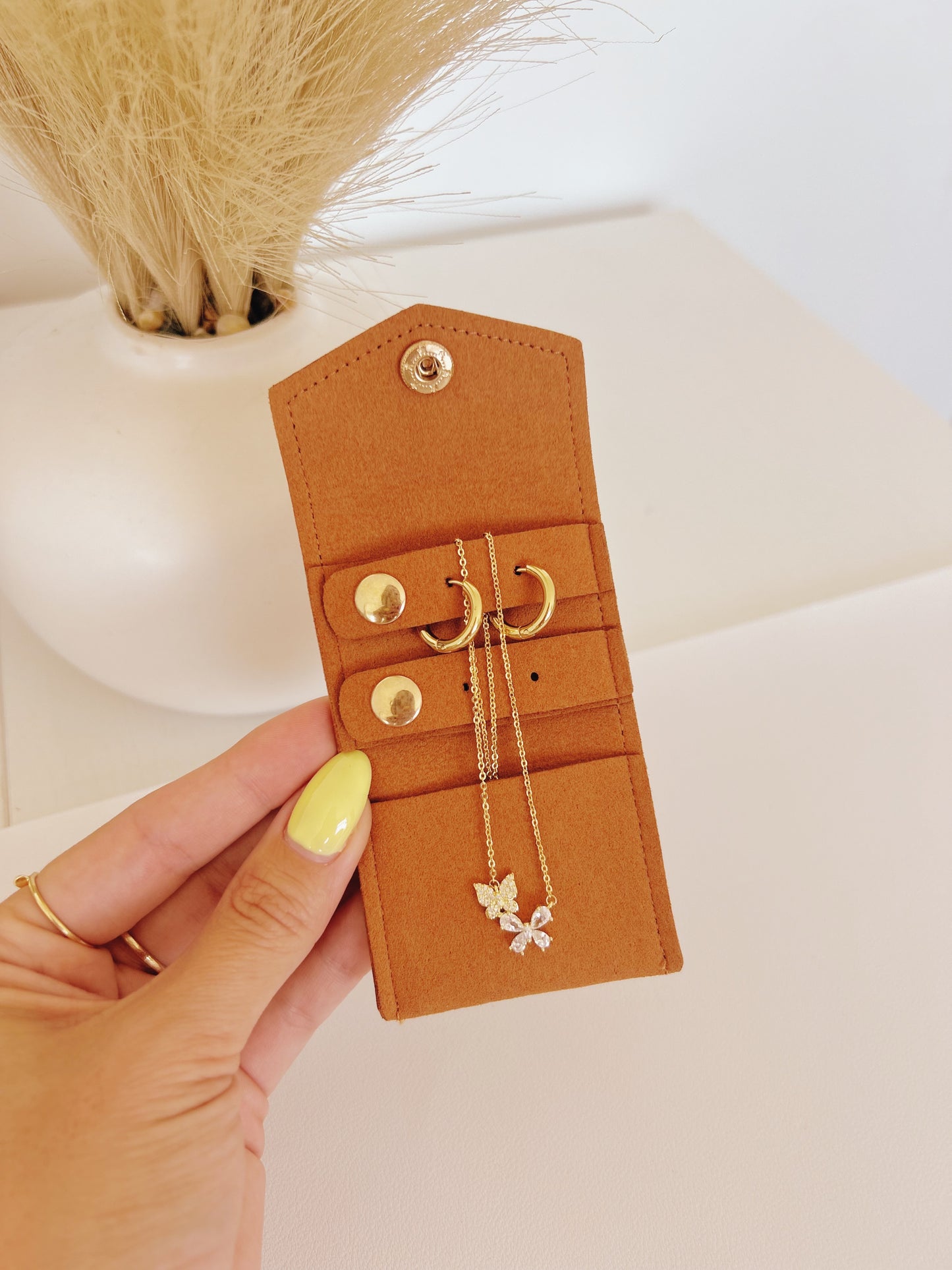 AERHA GLOW JEWELRY BOX