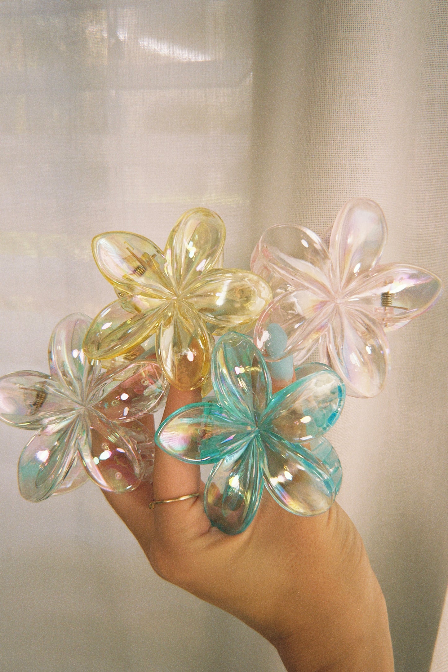 NAIA HAIR CLIPS