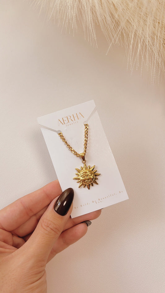 SUN NECKLACE
