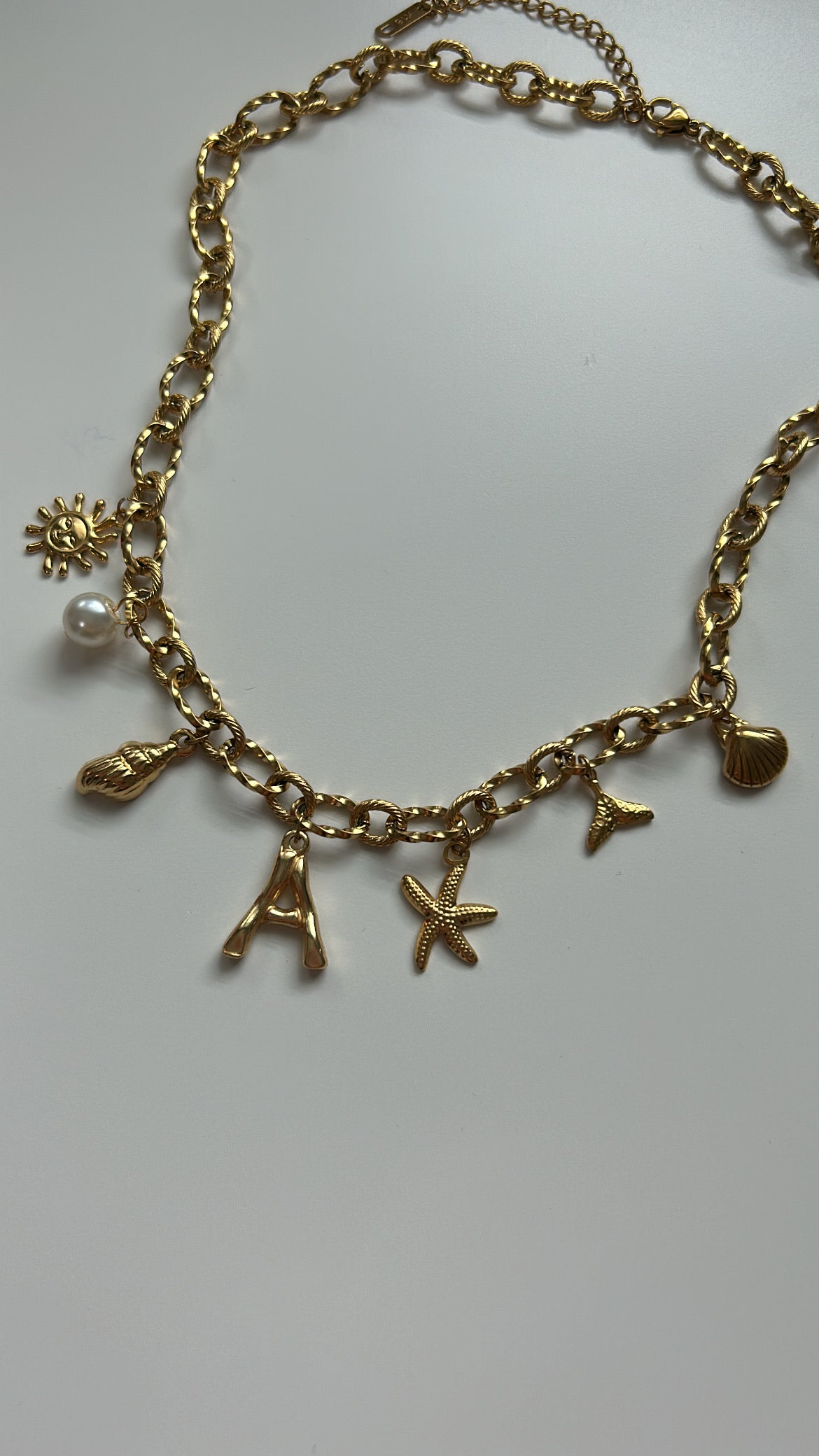 PLAYERA NECKLACE