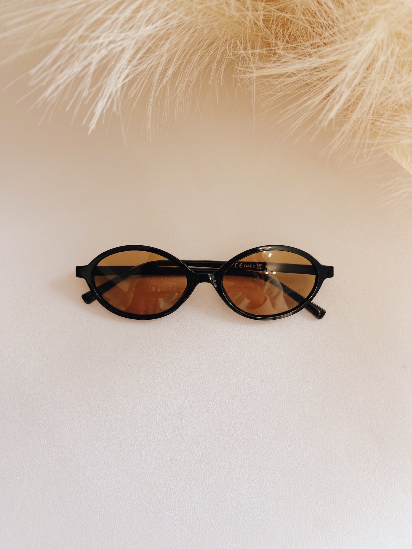 MÍA SUNGLASSES