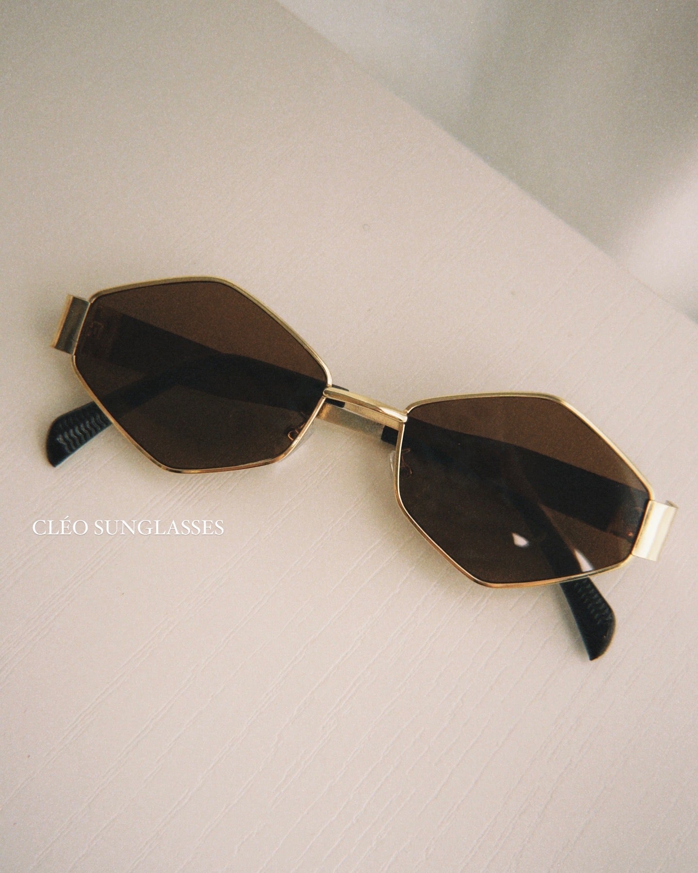 CLÉA SUNGLASSES