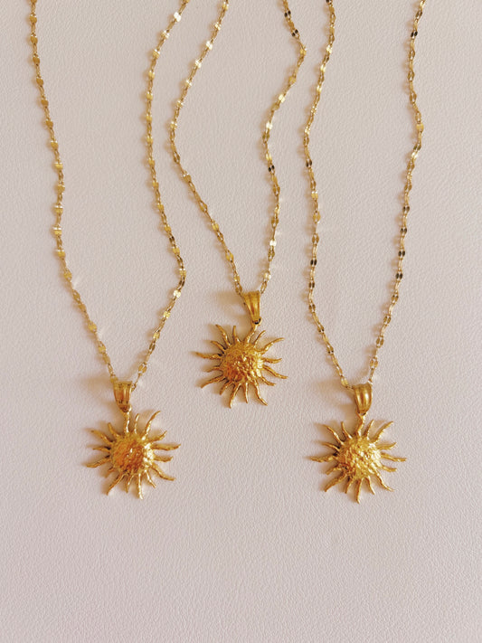 SONNE NECKLACE