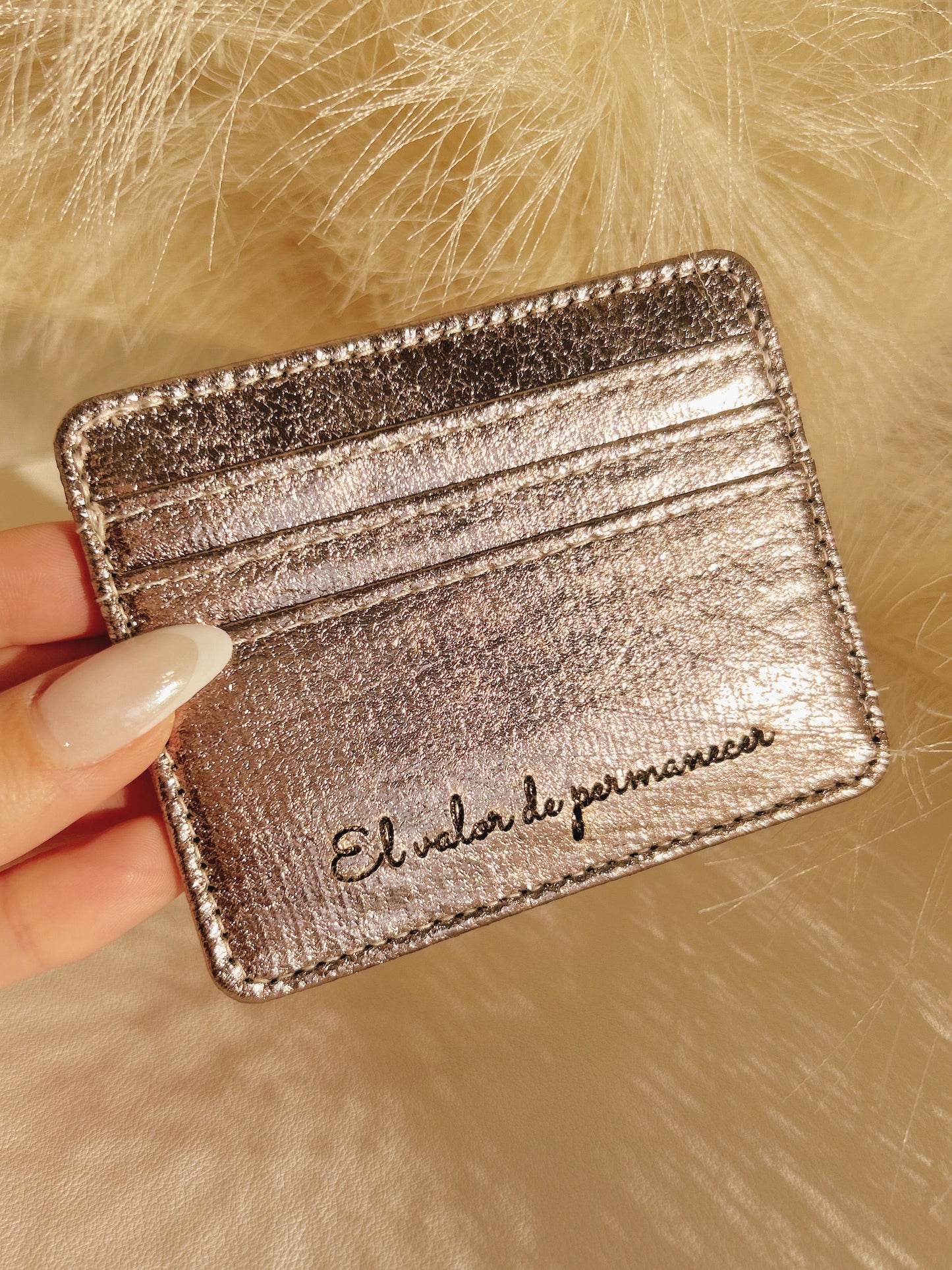 LUMINÉ CARDHOLDER