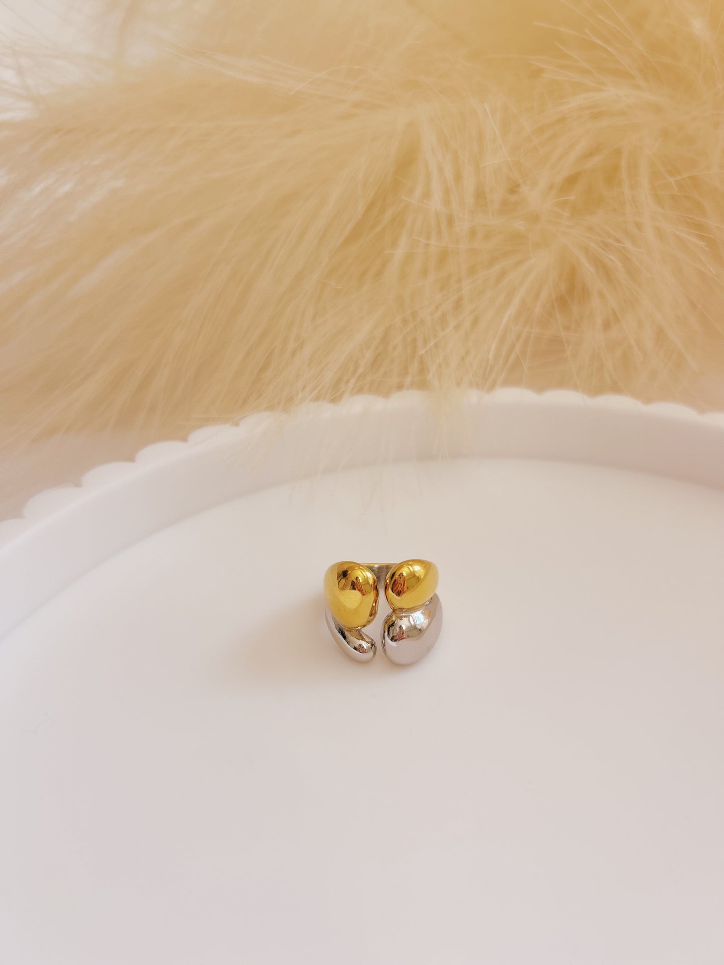 ELIRA RINGS