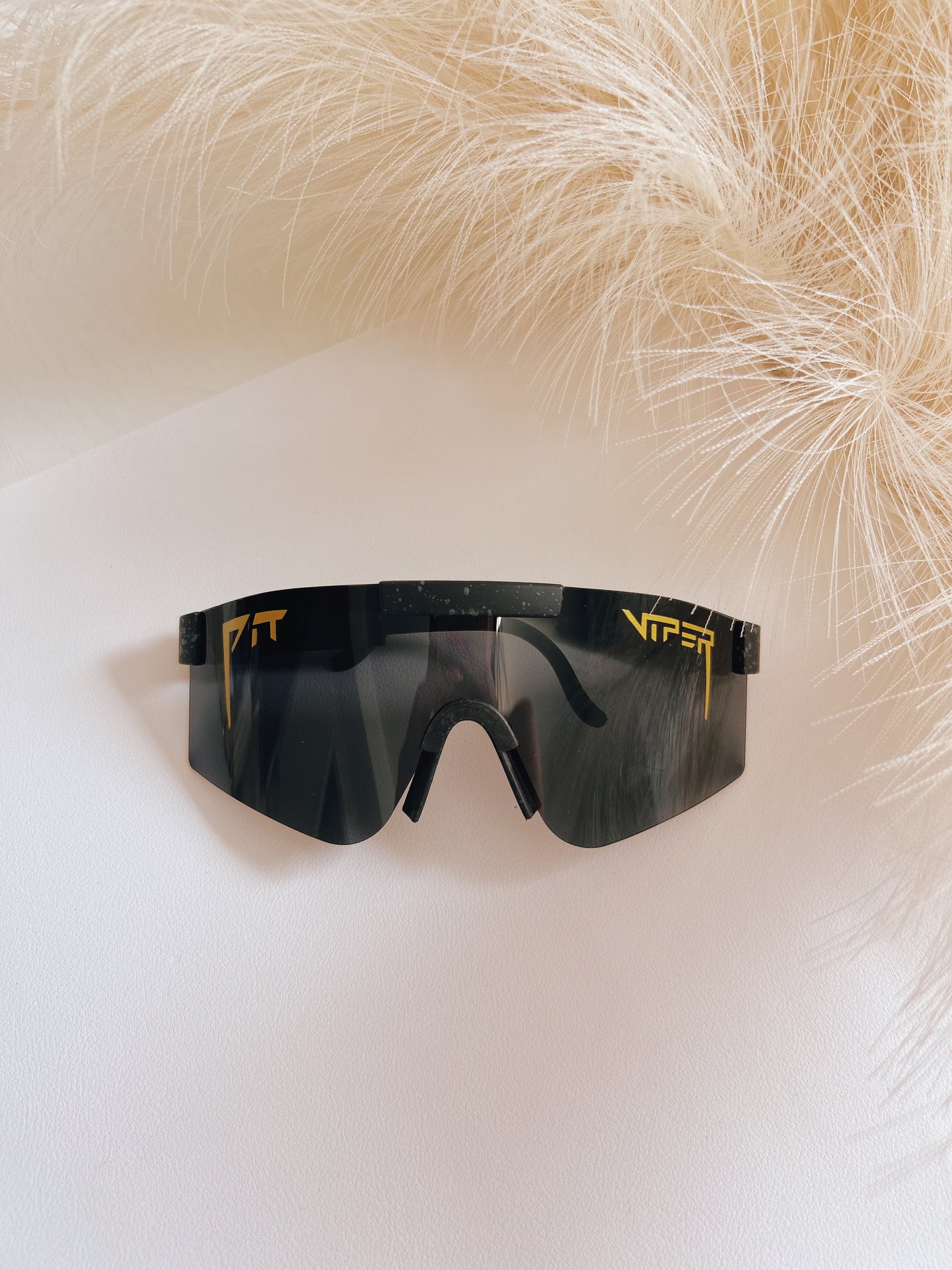 SPORT SUNGLASSES