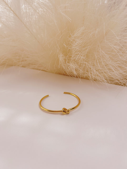 KNOT BRACELET
