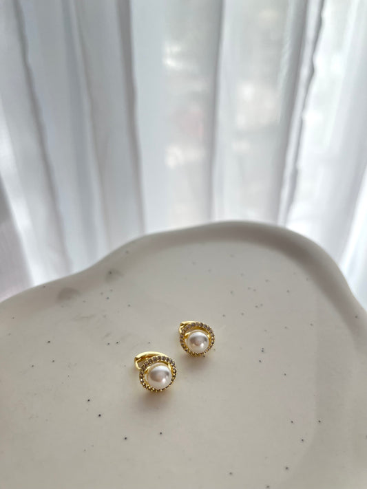 PEARL EARRINGS