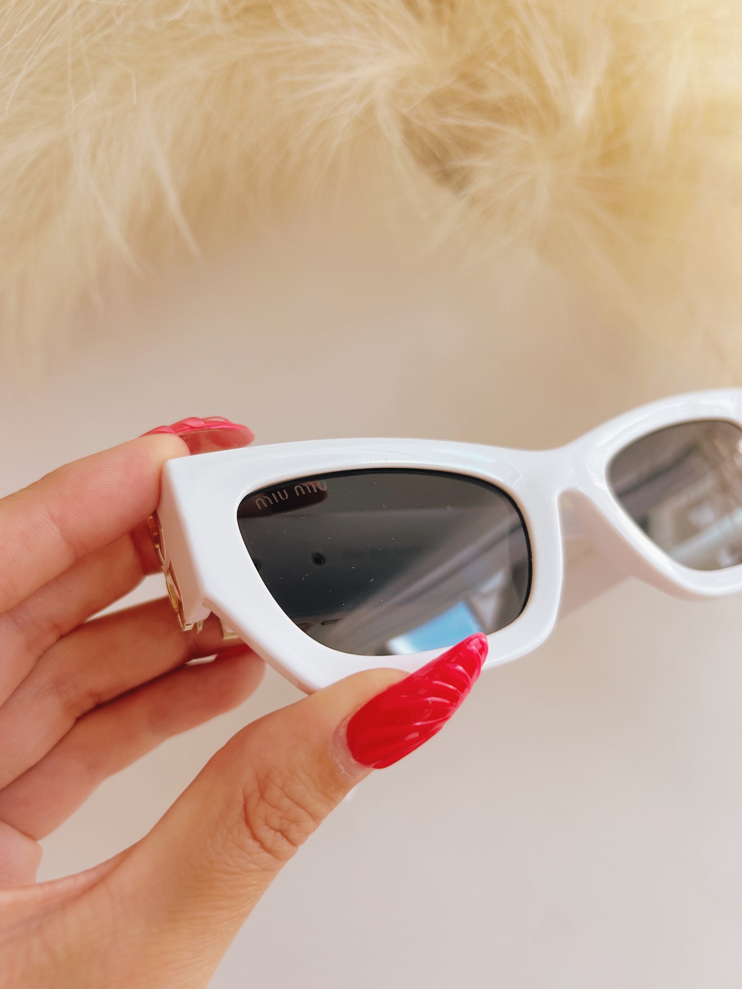 MIU USED SUNGLASSES